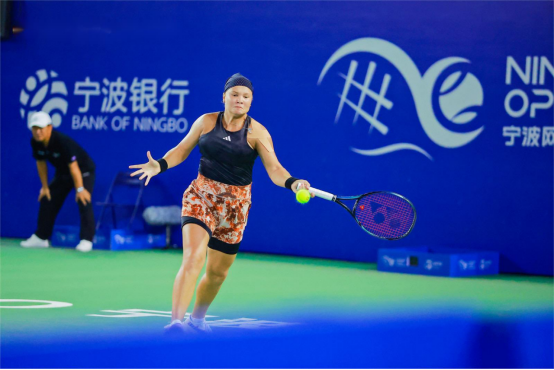 该地区邻近 该地区邻近