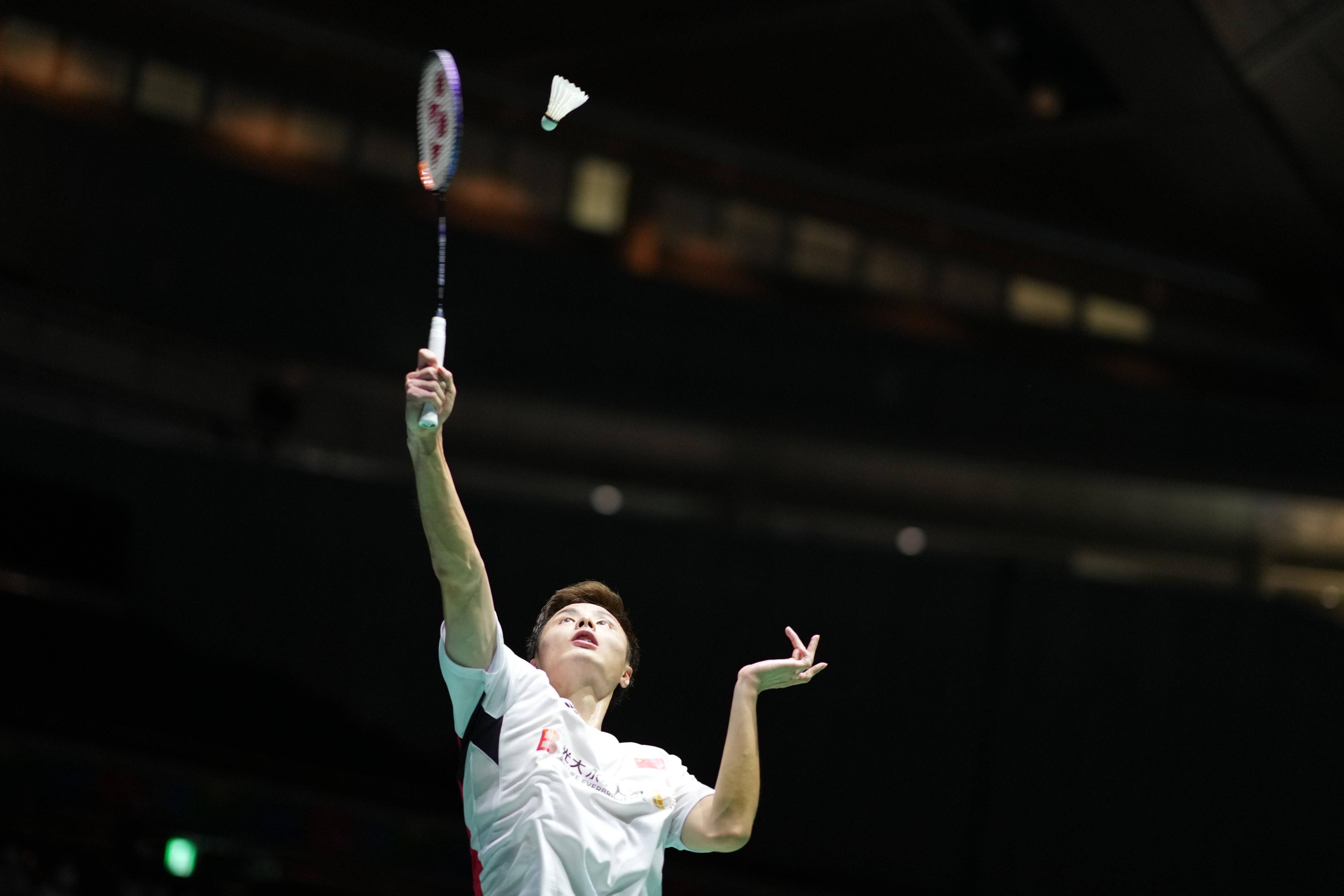 处于蓬勃发 处于蓬勃发