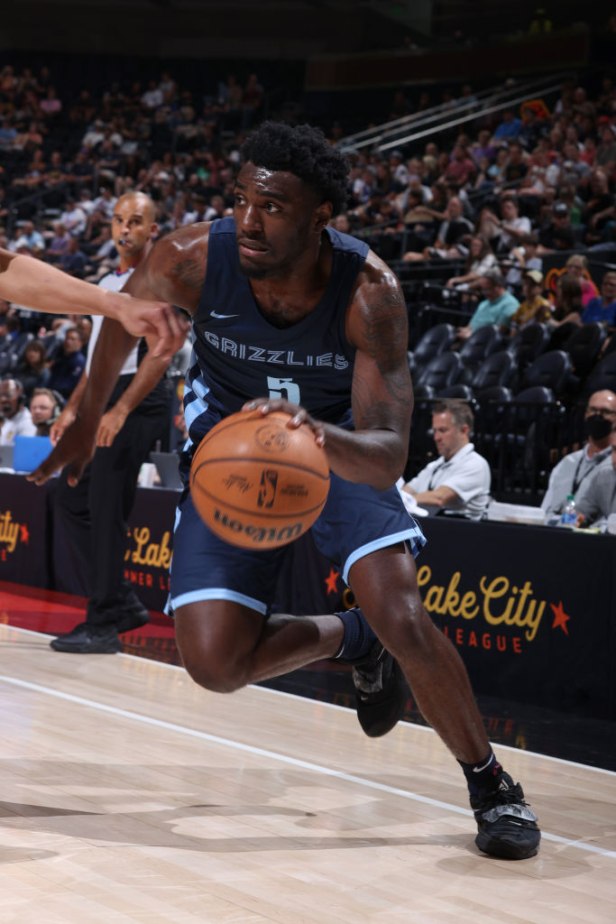 持了其一贯 持了其一贯