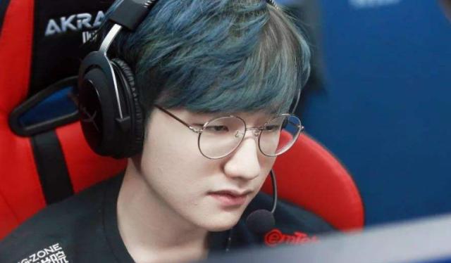 登上热搜 登上热搜